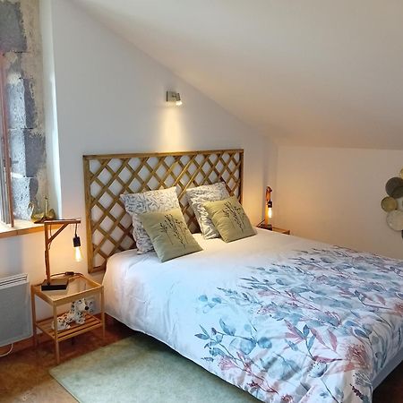 Le Couvent Hotel Veyre-Monton ภายนอก รูปภาพ